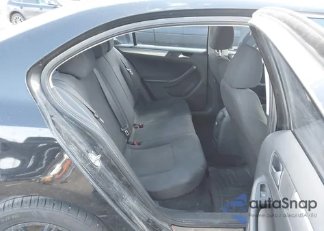 2015 Volkswagen Jetta 1.8T Se из США, поврежденный, VIN 3VWD17AJ2FM242760